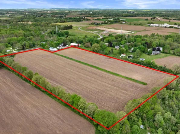 Lt1 Country Aire Dr, Jackson, WI 53037