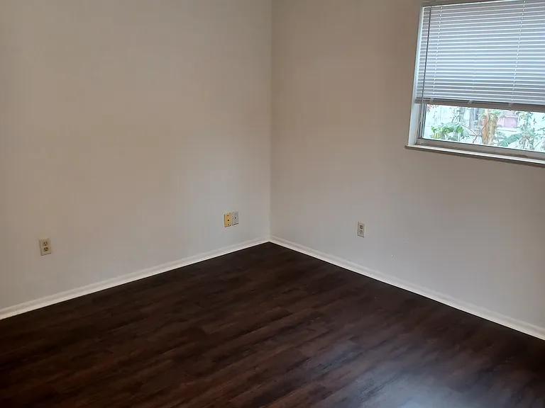 5931 Plaza View Dr #5931 — Photo 8