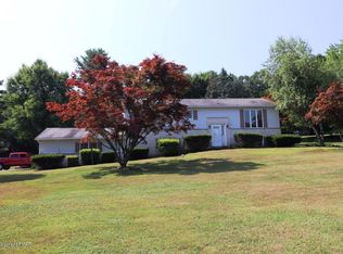 290 Peter Ave, Palmerton, PA 18071