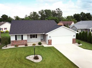 741 Tucker Rd, Fremont, OH 43420