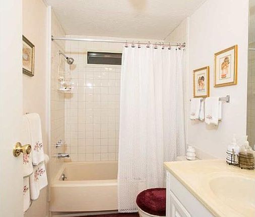 4th image of 1196 Waterway Dr