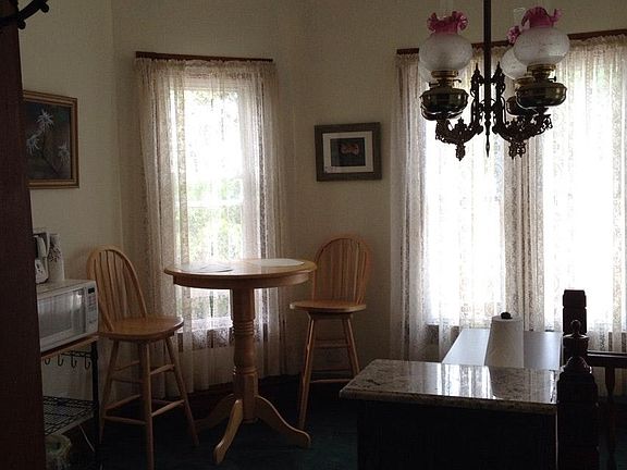 Upstairs breakfast nook