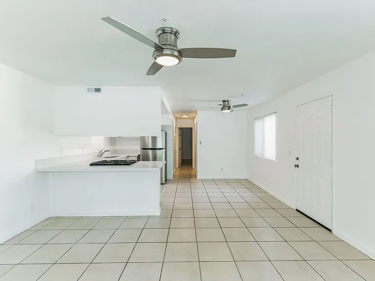 68190 Calle Las Tiendas — Photo 7