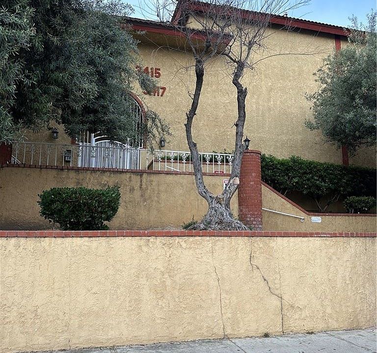 1st image of 3431 Artesia Blvd