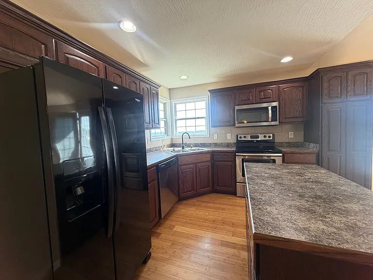 161 Lyle Curtis Cir — Photo 8