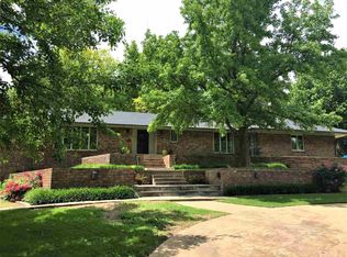 3106 Redbird Ln, Enid, OK 73703