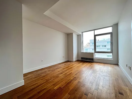 Rented by SERHANT. | media 12