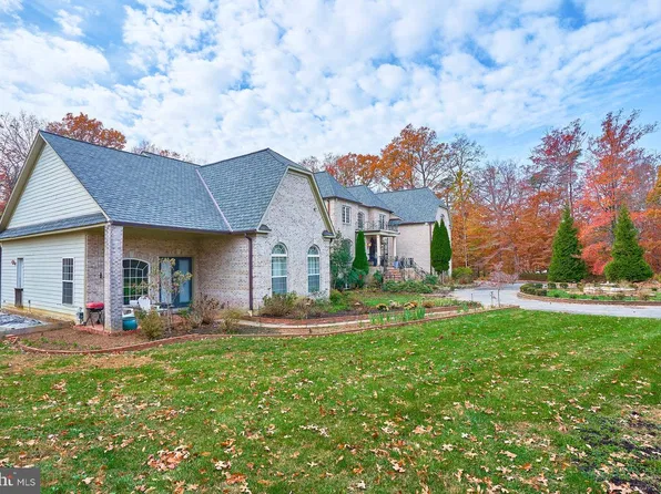 12815 Braddock Rd, Clifton, VA 20124