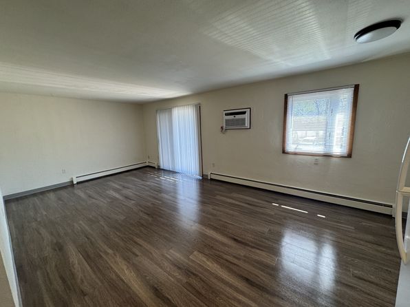 1862 Feronia Ave #11098054