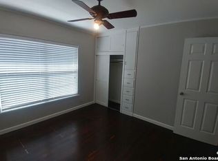 223 Brettonwood Dr, San Antonio, TX 78218