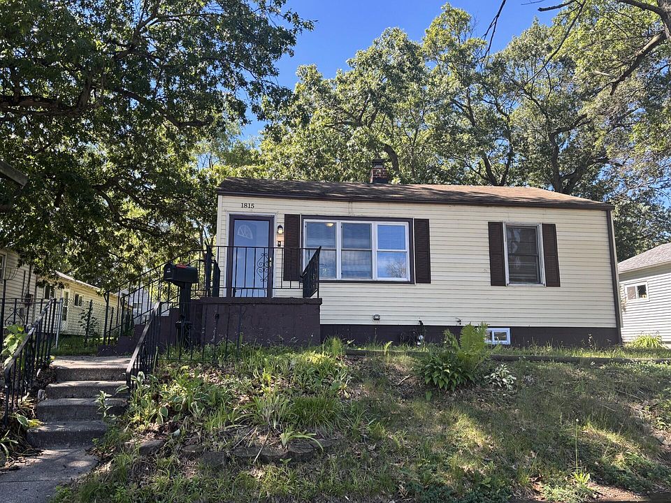 1st image of 1815 E 28th Ave