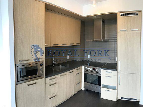 Kitchen - #S311-455 Front Street East, Toronto, Ontario, M5A 0G2__08092017