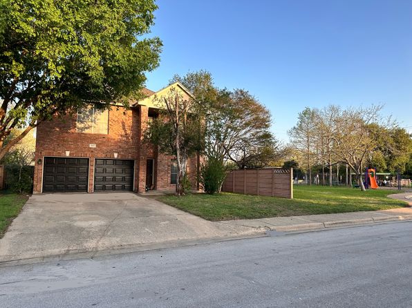 1801 White Oak Loop