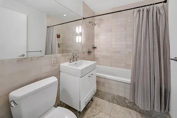 Sold by Landmark Property Holdings LLC | media 7