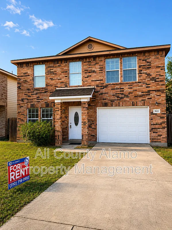 3 bed, 2.0 bath, 2288 sqft, $1,500 — Photo 2