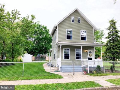 617 W 2nd St, Florence, NJ, 08518