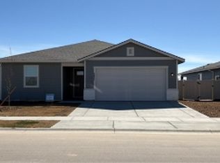 7821 E Myrtle Beach Dr, Nampa, ID 83687