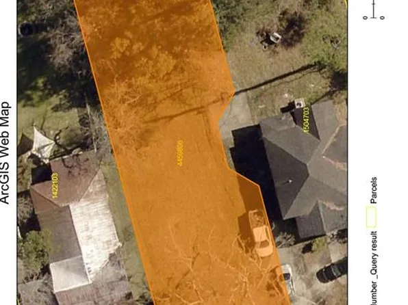 305 S Walnut St, Hammond, LA 70403