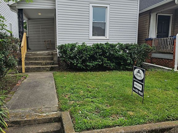 3rd image of 2008 Forest Ave
