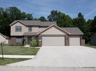 413 Viburnum Creek Run, Avilla, IN 46710