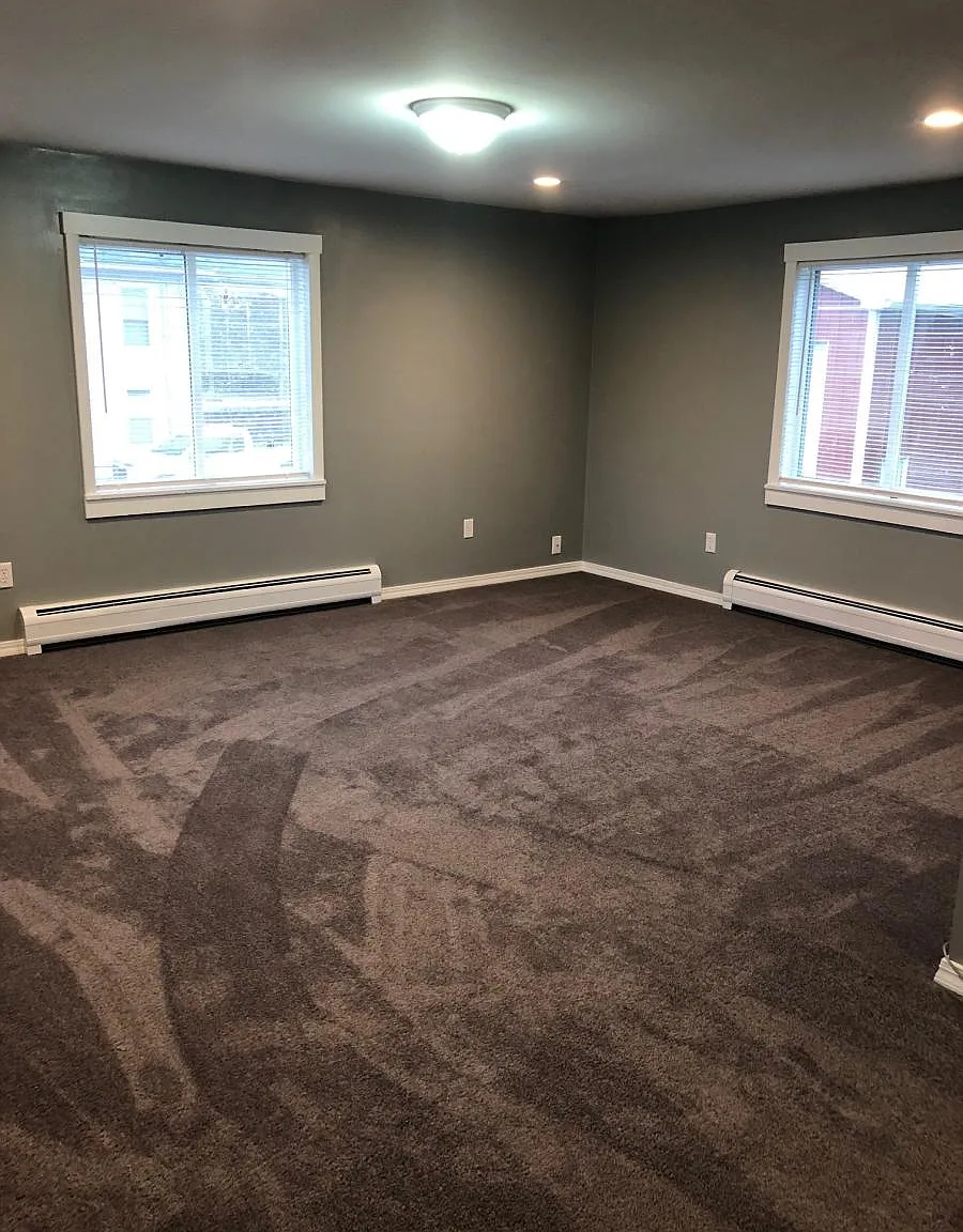 1 bed, 900 sqft, $900 — Photo 3