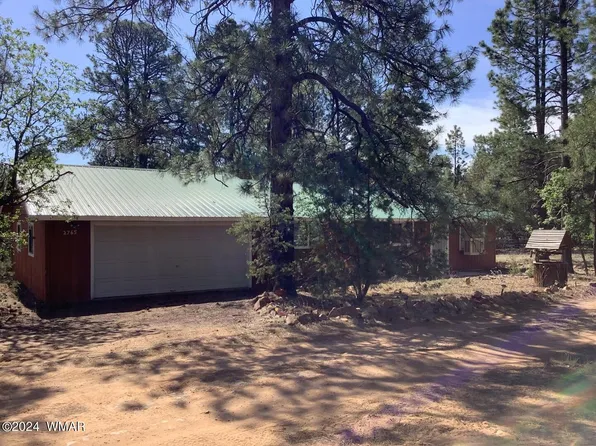 2765 Elliotts Pl, Overgaard, AZ 85933
