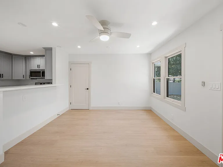 323 N Avenue 52 — Photo 8