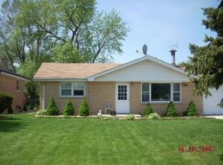 7746 S 78th Ct, Bridgeview, IL 60455
