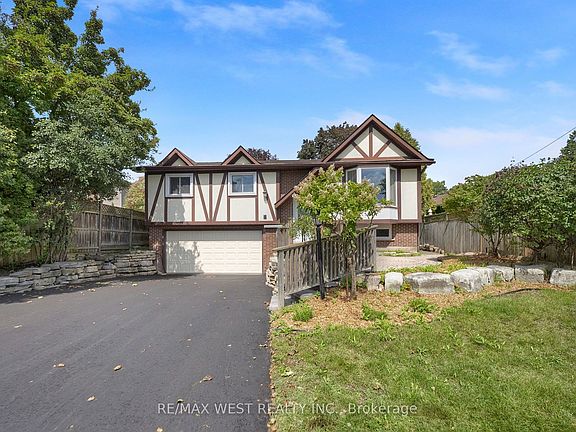 3rd image of 4 Flemington Ct