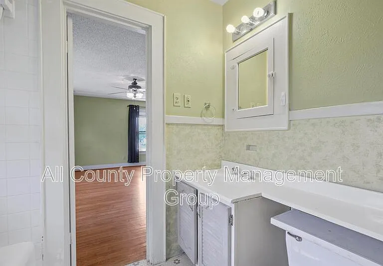 2625 S University Dr — Photo 11