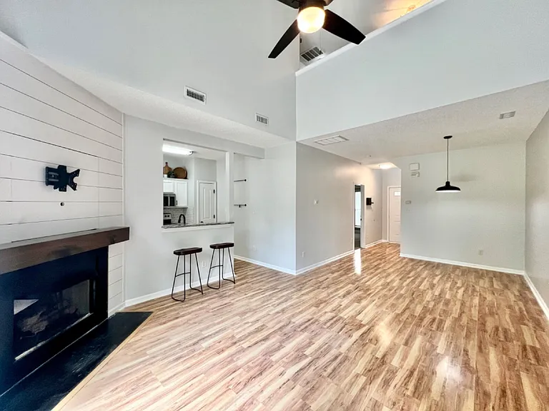 1309 Anthem Ct — Photo 10