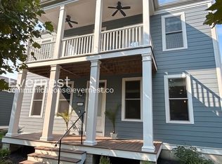 6013 New Town Dr, Saint Charles, MO 63301