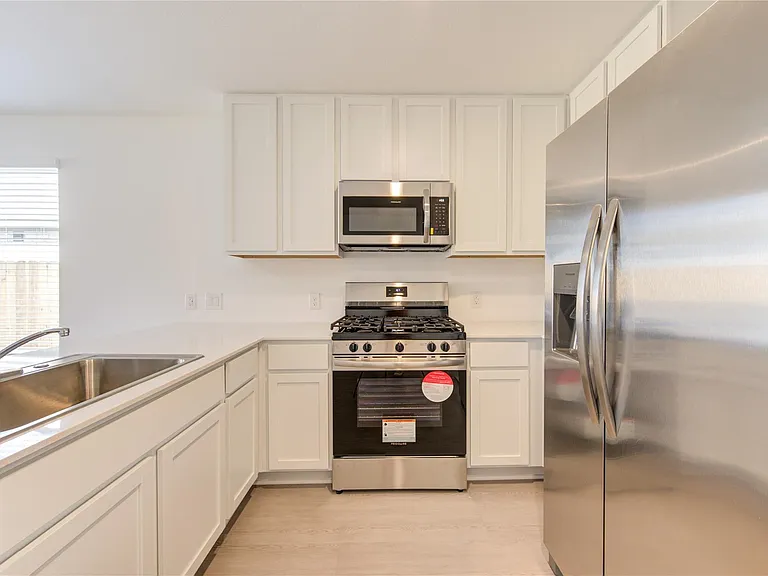 26618 Pampas Grass Ln — Photo 10