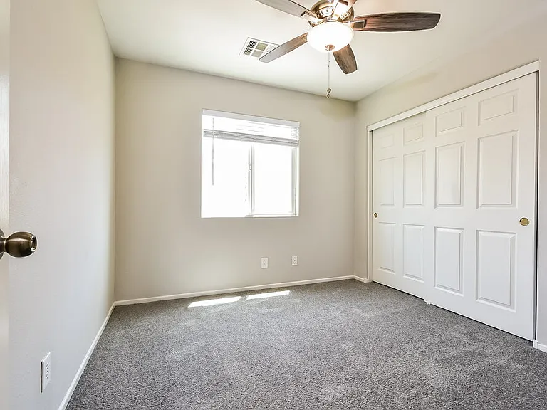 9213 Millikan Ave — Photo 13