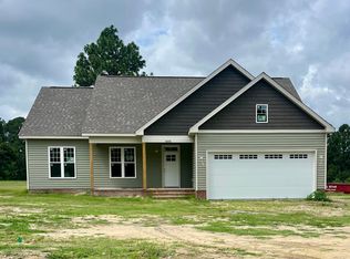 1015 Birchwood Dr, Nashville, NC 27856