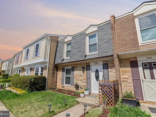 2182 Monaghan Dr, Herndon, VA 20170