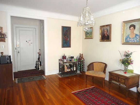 3rd image of 35-15 78th St APT 31