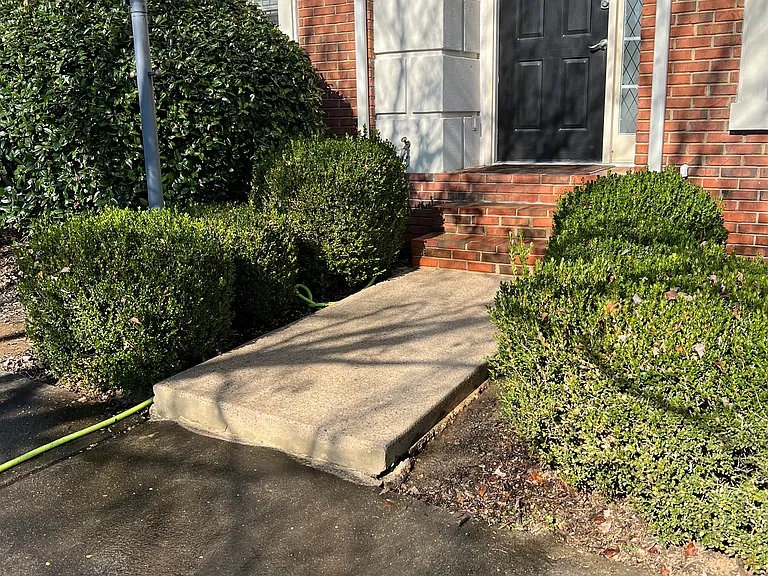 7413 Hamilton Run Dr — Photo 4