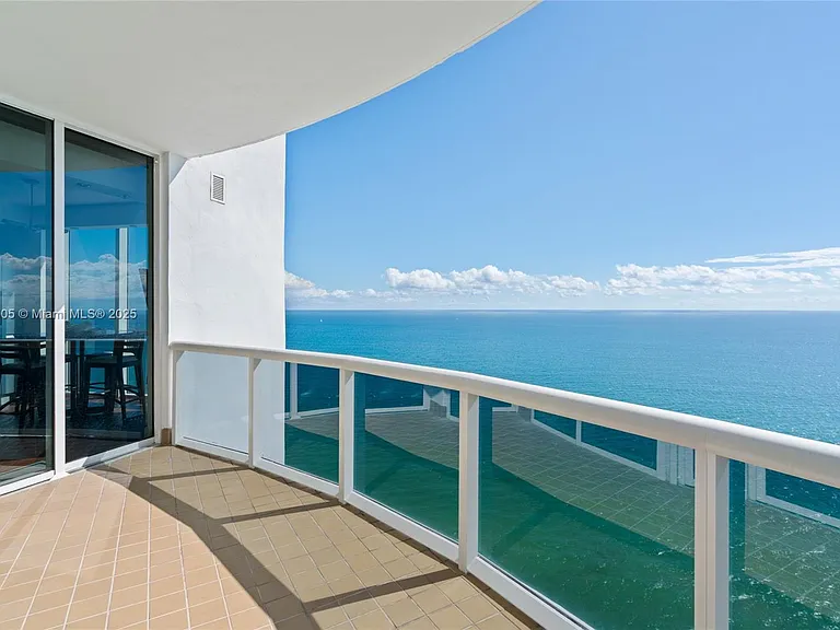18201 Collins Ave #4209 — Photo 4