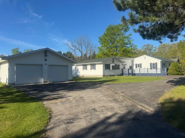W17915 S Curtis Rd, Germfask, MI 49836