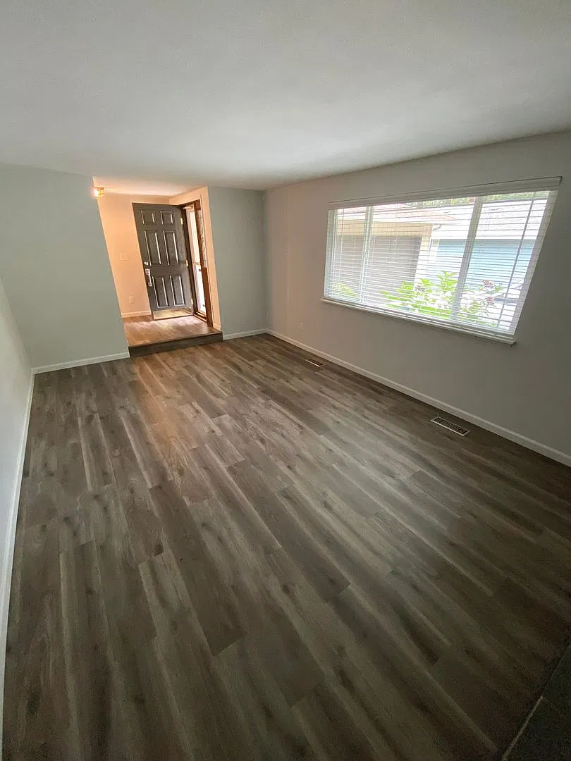3bd/2ba Rambler in Tacoma — Photo 3