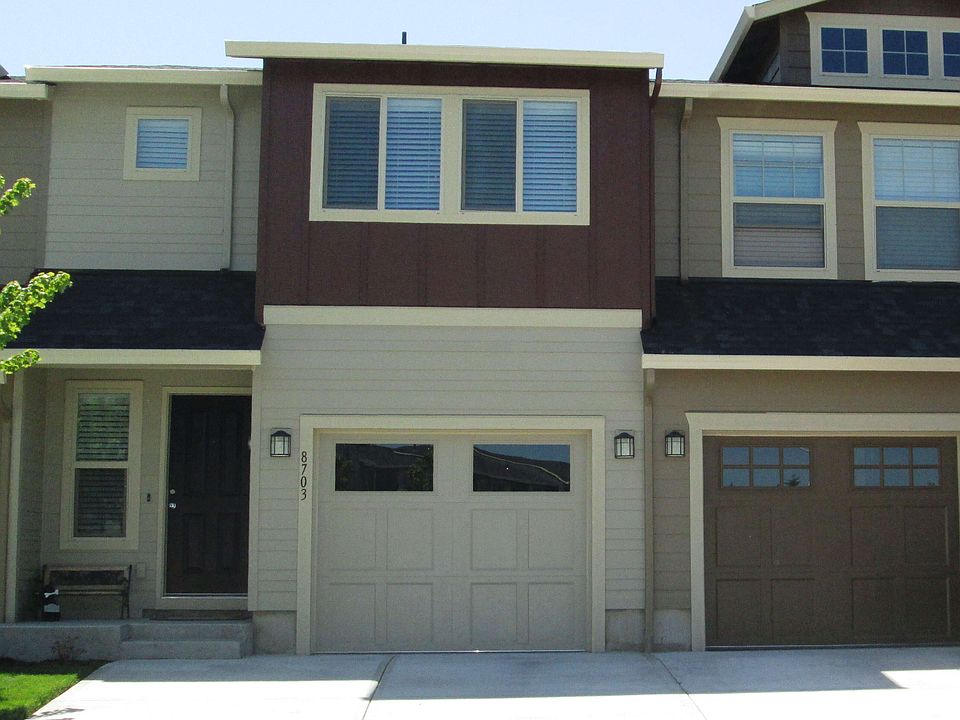 1st image of 8703 NE 37th St