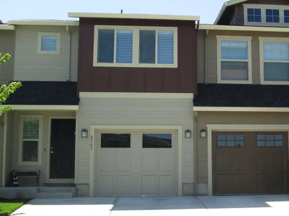 8703 NE 37th St, Vancouver, WA 98662