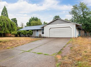 21740 S Foothills Ave, Oregon City, OR 97045