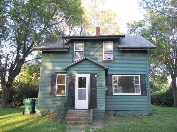 126 5th Ave SE, Mayville, ND 58257