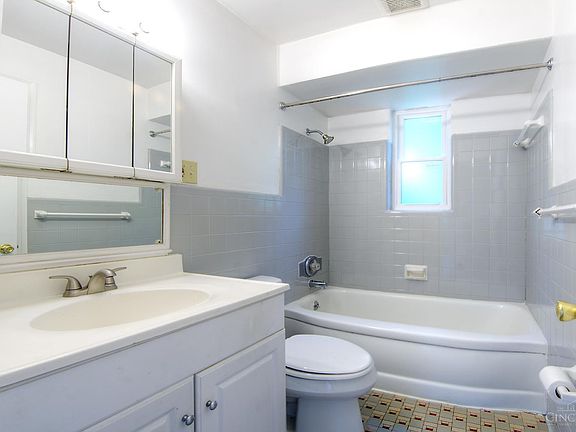 5th image of 3130 Westwood Northern Blvd