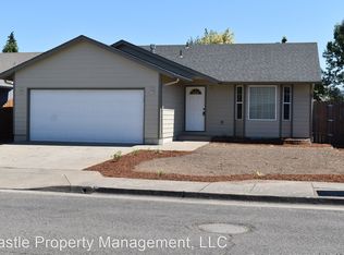 1042 B Loop, Lebanon, OR 97355