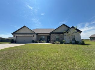 72 County Road 563 Rd, Enterprise, AL 36330