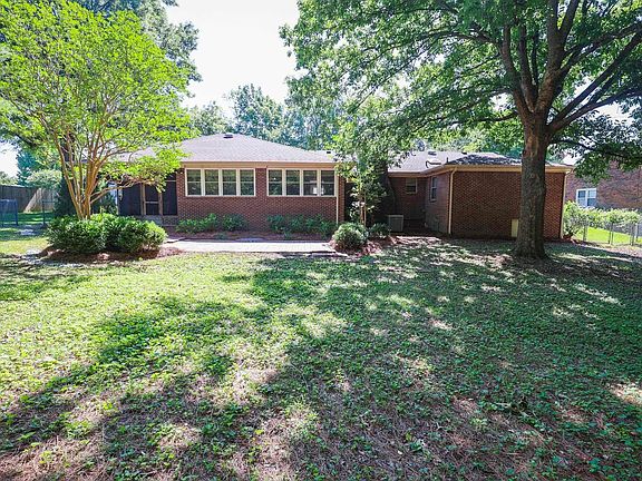 5th image of 4501 Westchester Ln
