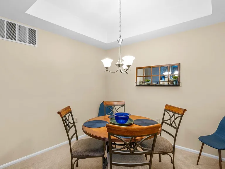 9119 Groffs Mill Dr #9119 — Photo 4